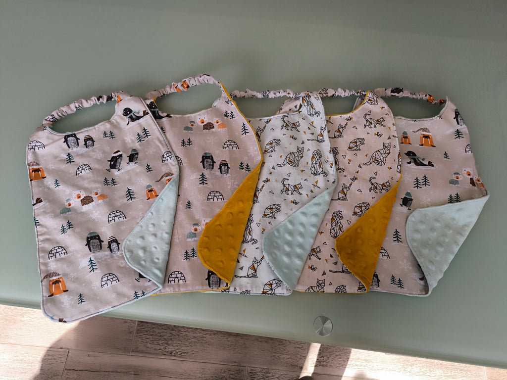 Bavoir Bébé/Enfant Fait Main – Tissu Coton & Minky