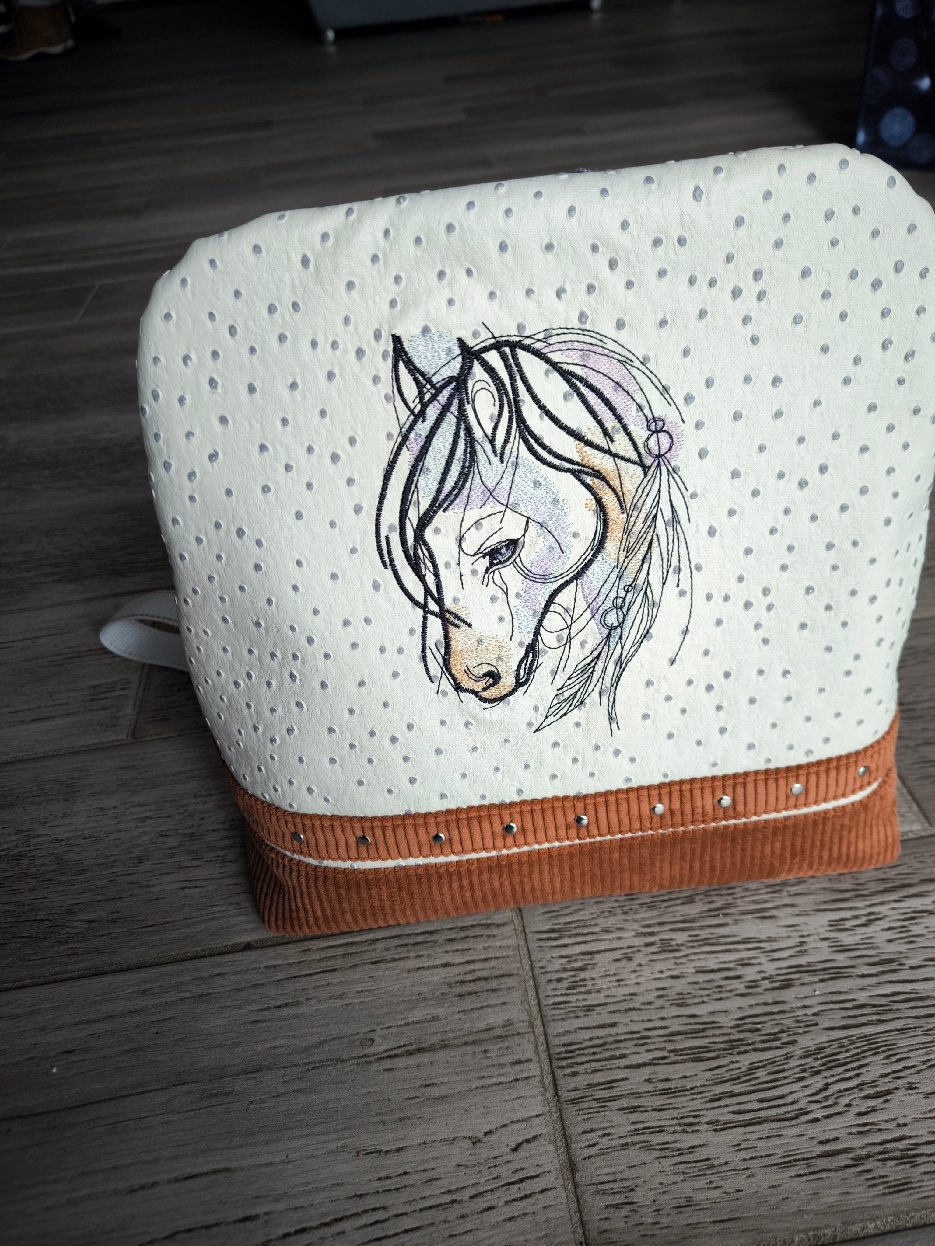 🎒 Sac à dos artisanal « Esprit Cheval »